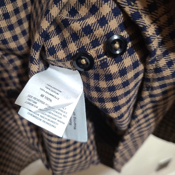 J Crew Long Sleeves Button Up Size XL - Picture 4 of 6